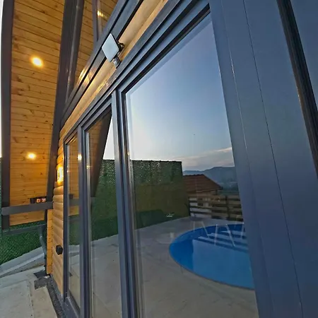 Pool&view Sarajevo *